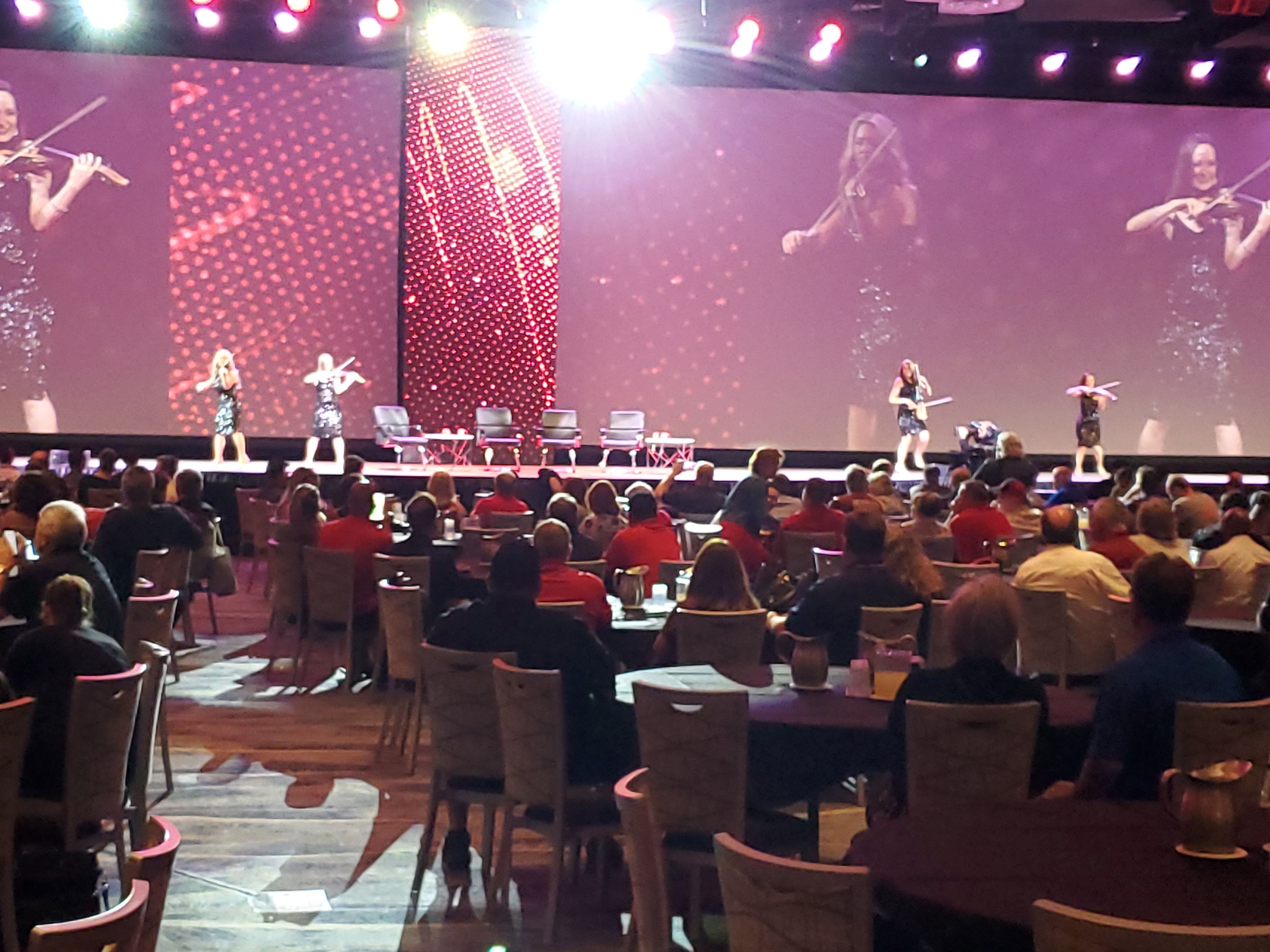 Urban Electra-stage-wide